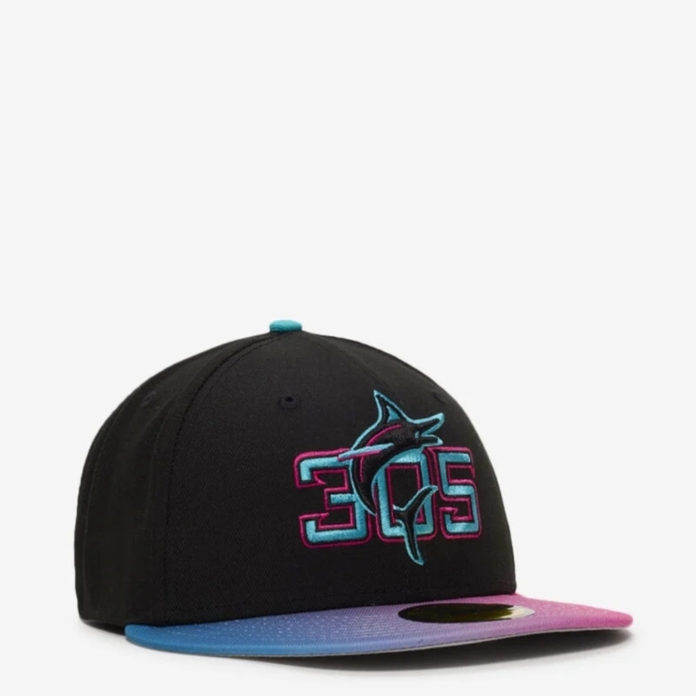 Black And Gradient Snapback Cap - image 1